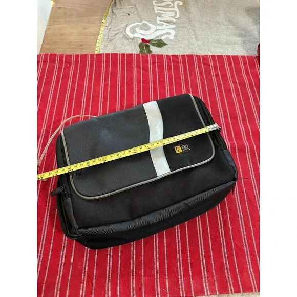 Case Logic case - Picture 3 of 8